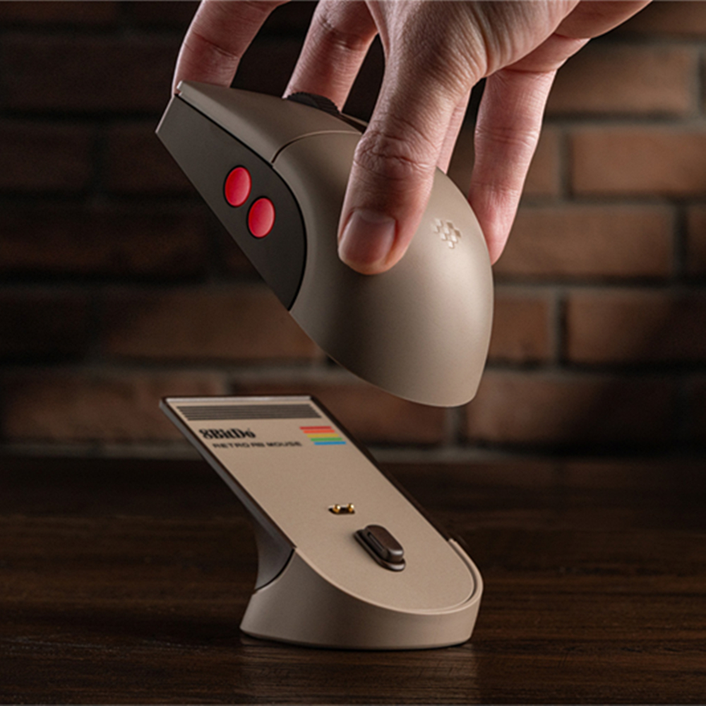 8BitDo Retro R8 Mouse - C64 Ed – Retro Gaming Accessories Bewertung und Preis