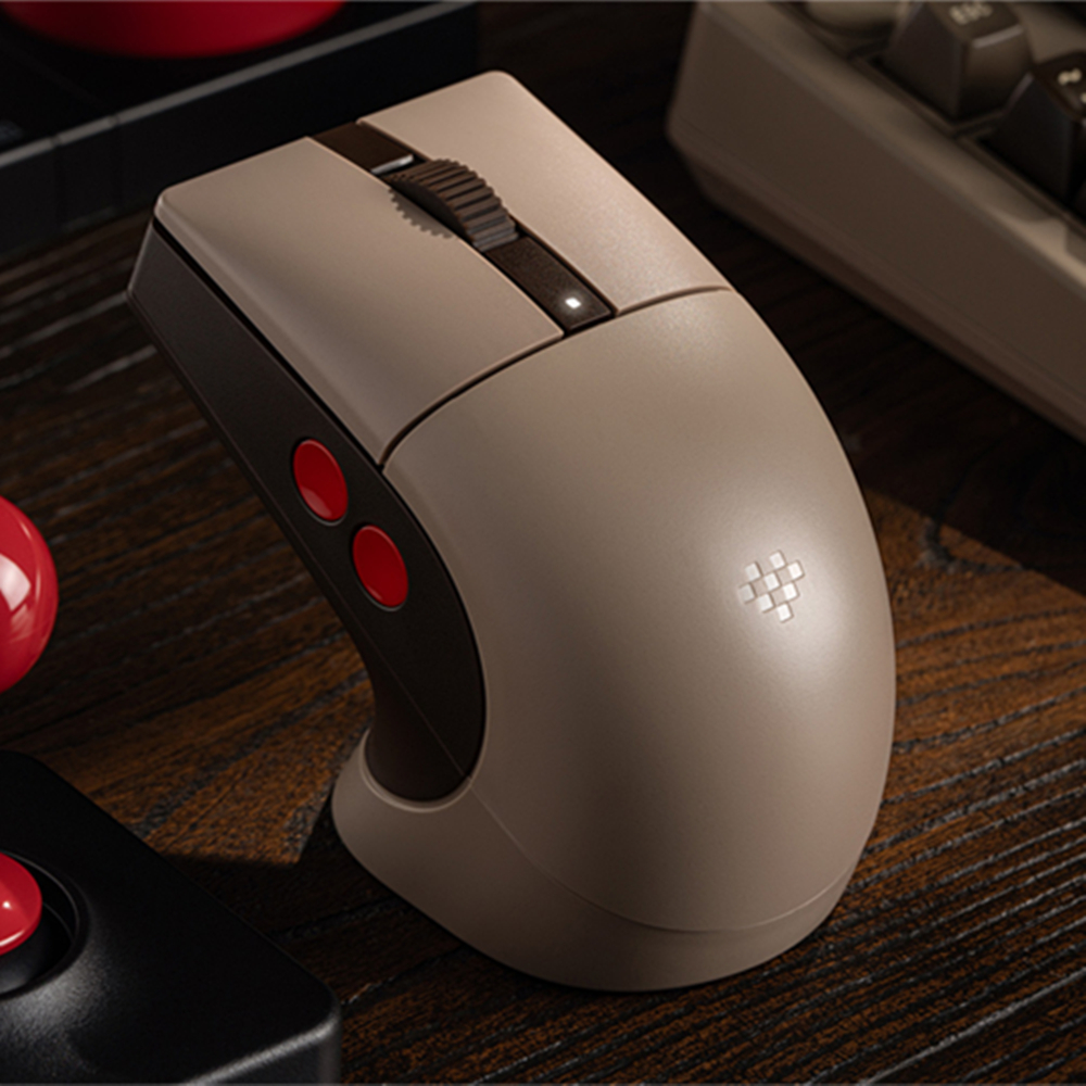 8BitDo Retro R8 Mouse - C64 Ed – Retro Gaming Accessories Bewertung und Preis